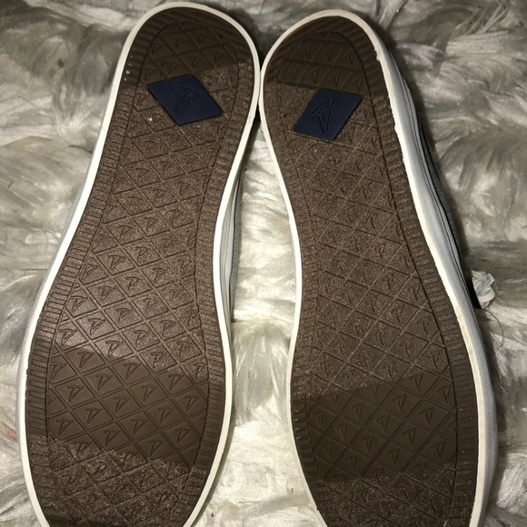 Sperry’s - Picture 3 of 3